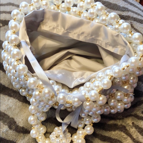 Vintage & Elegant Pearl Handbag (100%handmade) - Picture 4 of 4